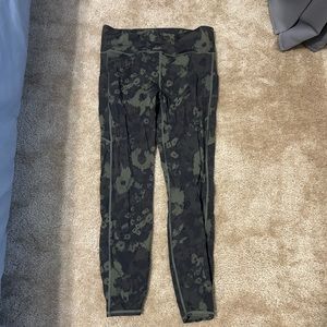 Vuori camo/floral leggings
